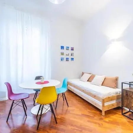 Duomo-garibaldi-isolaself Checkin & Free Parking Apartman