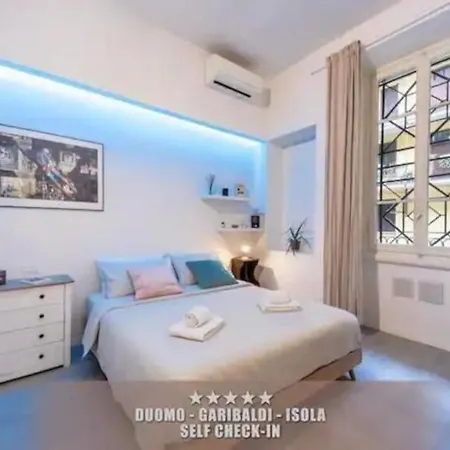 Appartement Duomo-garibaldi-isolaself Checkin & Free Parking *